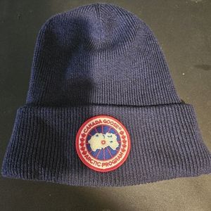 Canada Goose Artic Disc Patch Beanie
